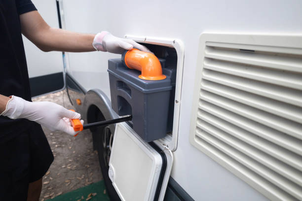 Best Portable restroom trailer rental  in Holly Hill, SC